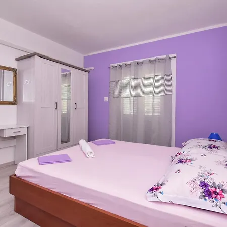 Gudelj Cvitan Apartamento *